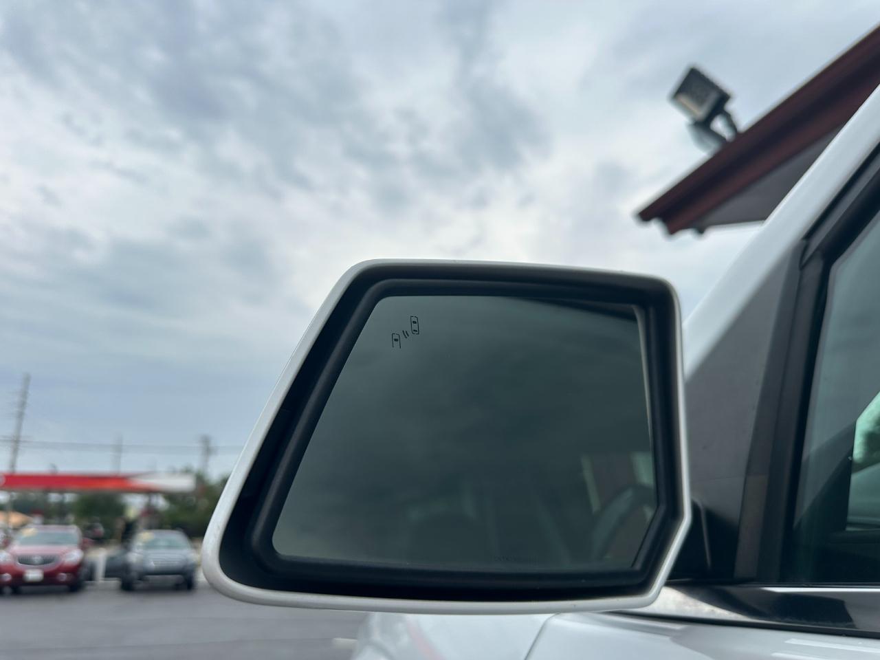 GMC Acadia FWD 4dr Denali 2016