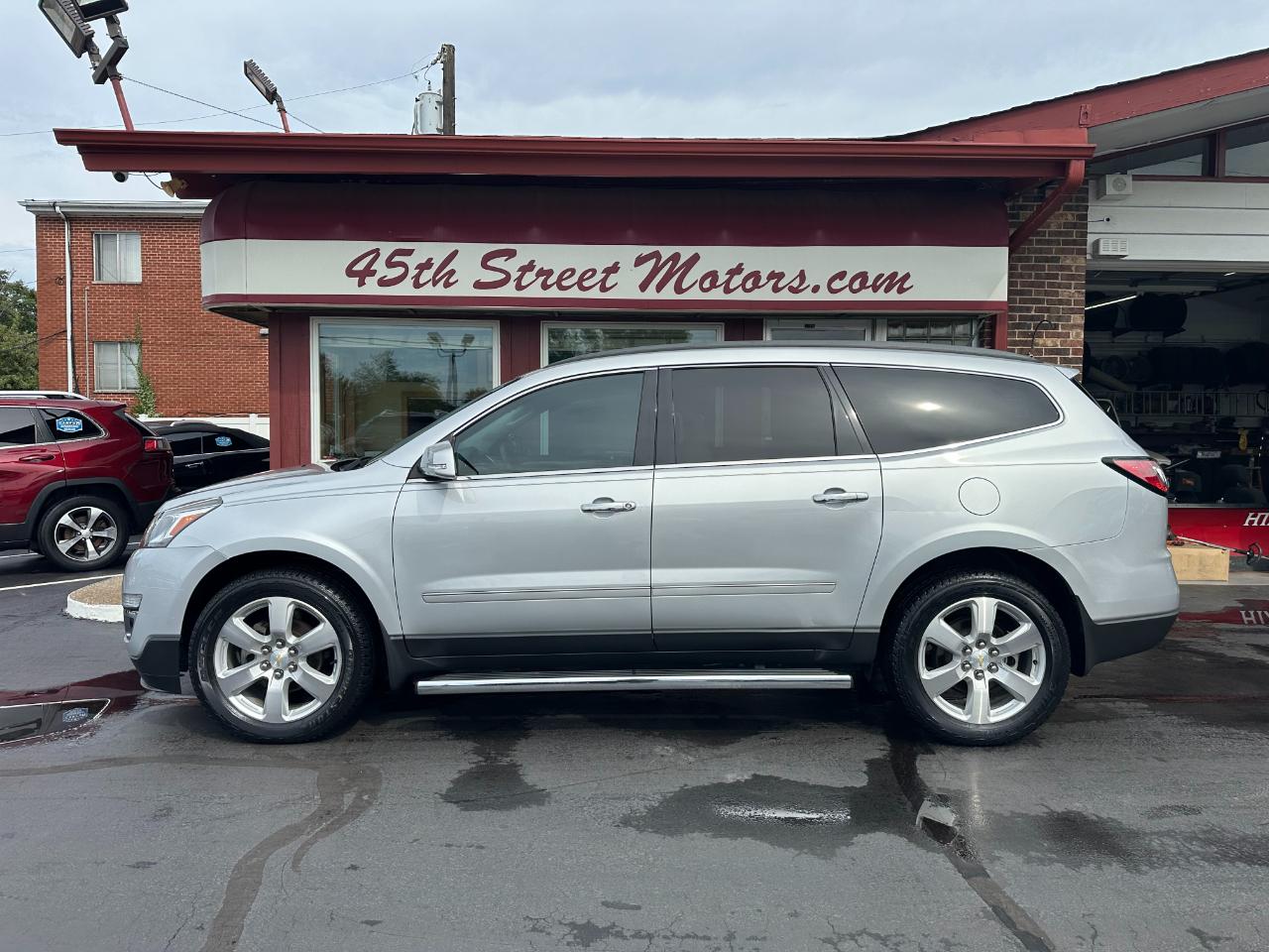 Chevrolet Traverse FWD 4dr LTZ 2016