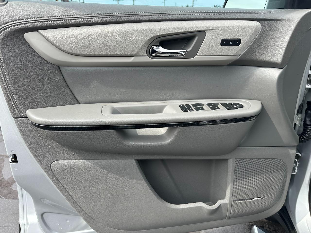 Chevrolet Traverse FWD 4dr LTZ 2016