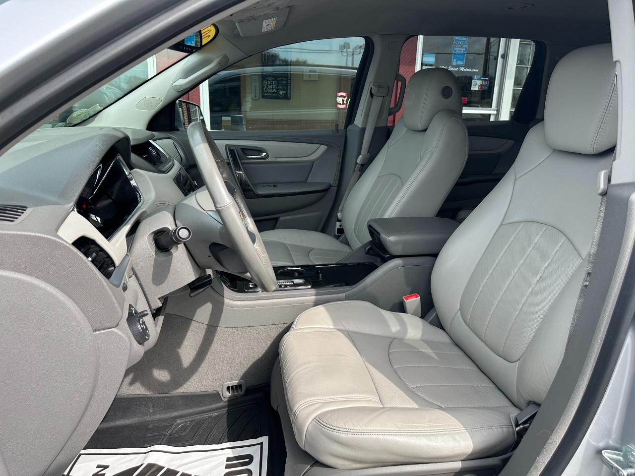 Chevrolet Traverse FWD 4dr LTZ 2016