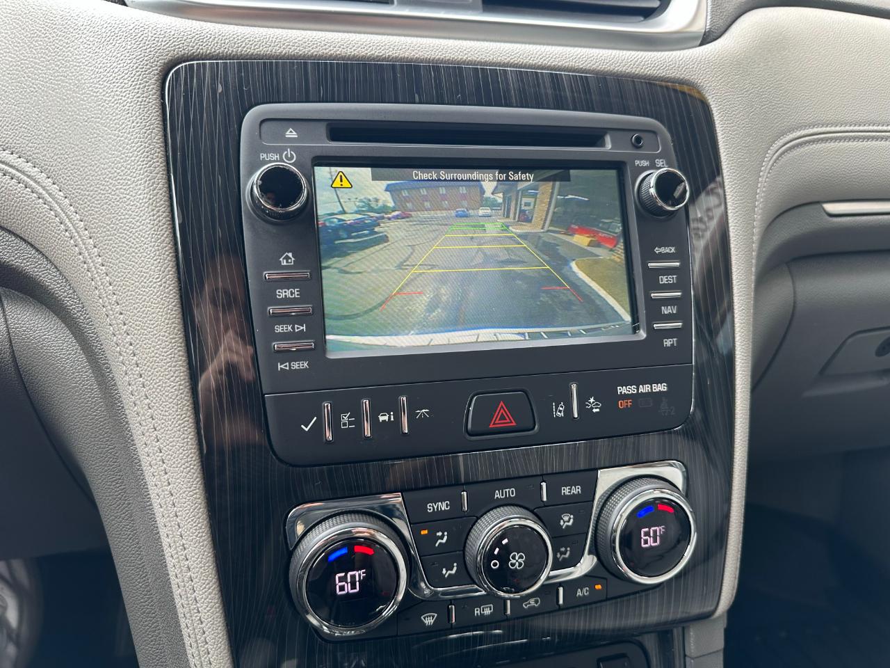 Chevrolet Traverse FWD 4dr LTZ 2016