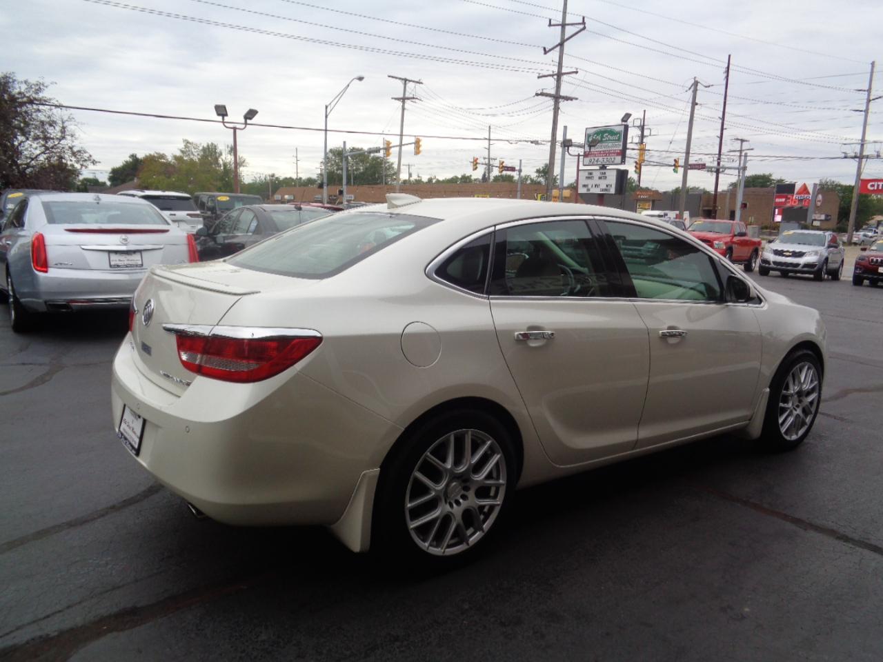 Buick Verano 4dr Sdn Premium Turbo Group 2016