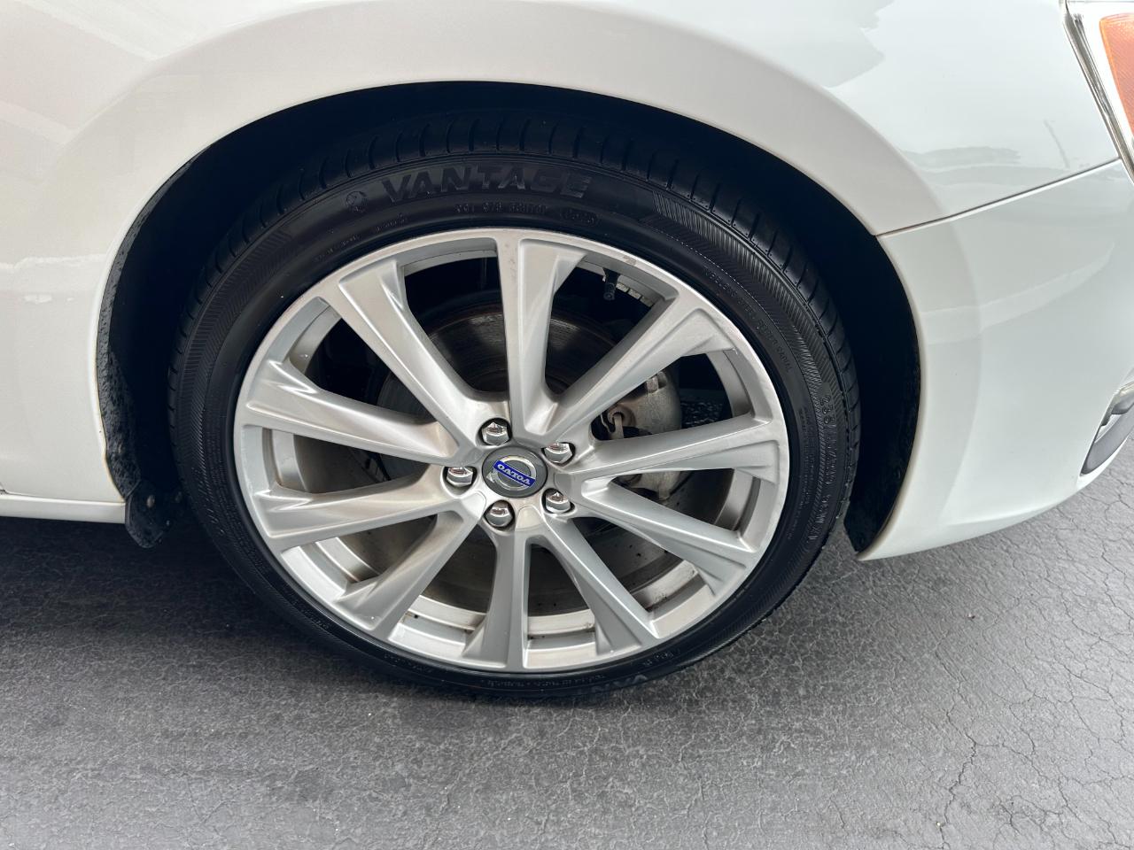 Volvo S60 Inscription 4dr Sdn T5 Drive-E Platinum FWD 2016