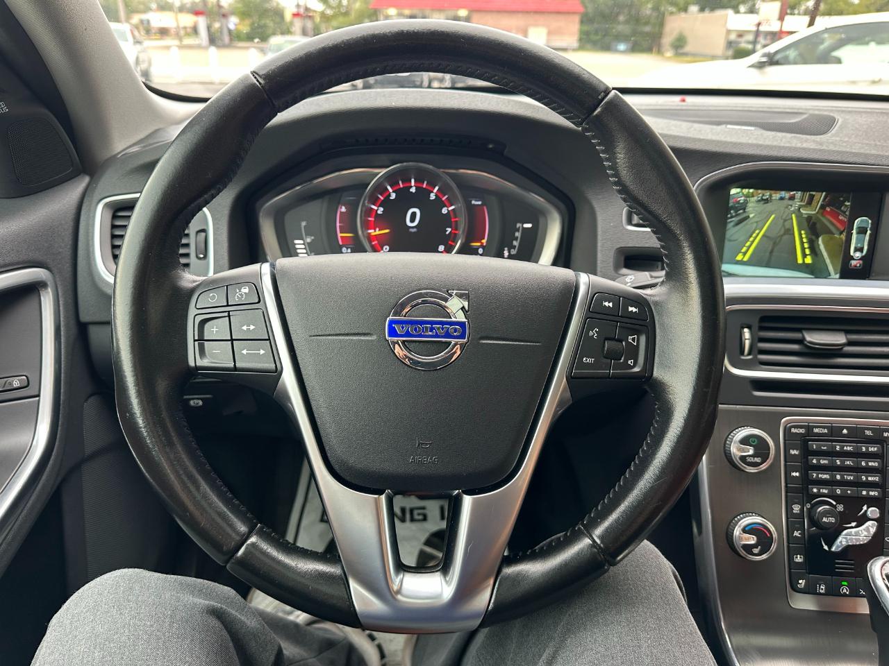 Volvo S60 Inscription 4dr Sdn T5 Drive-E Platinum FWD 2016