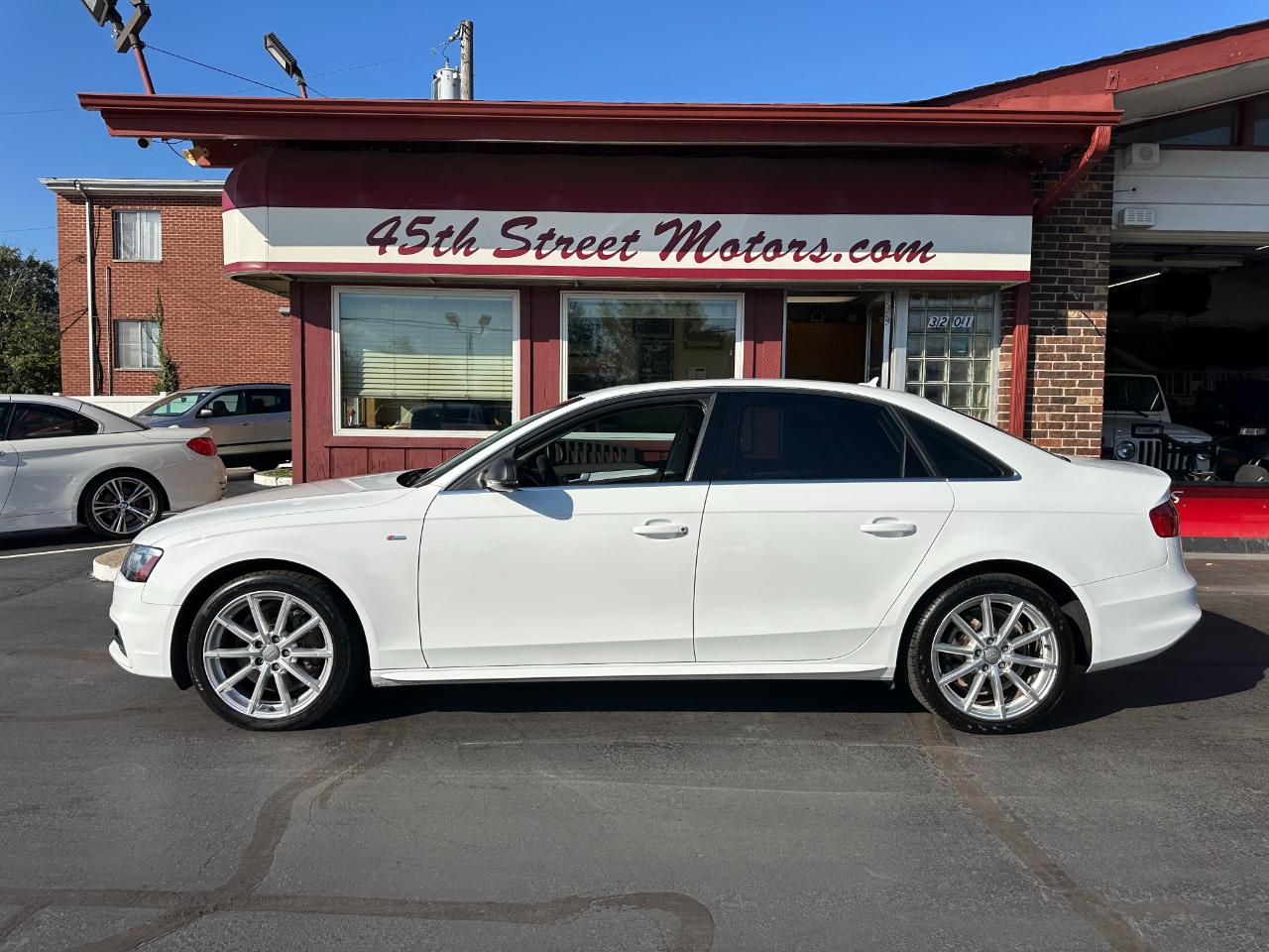 Audi A4 4dr Sdn Auto quattro 2.0T Premium 2015