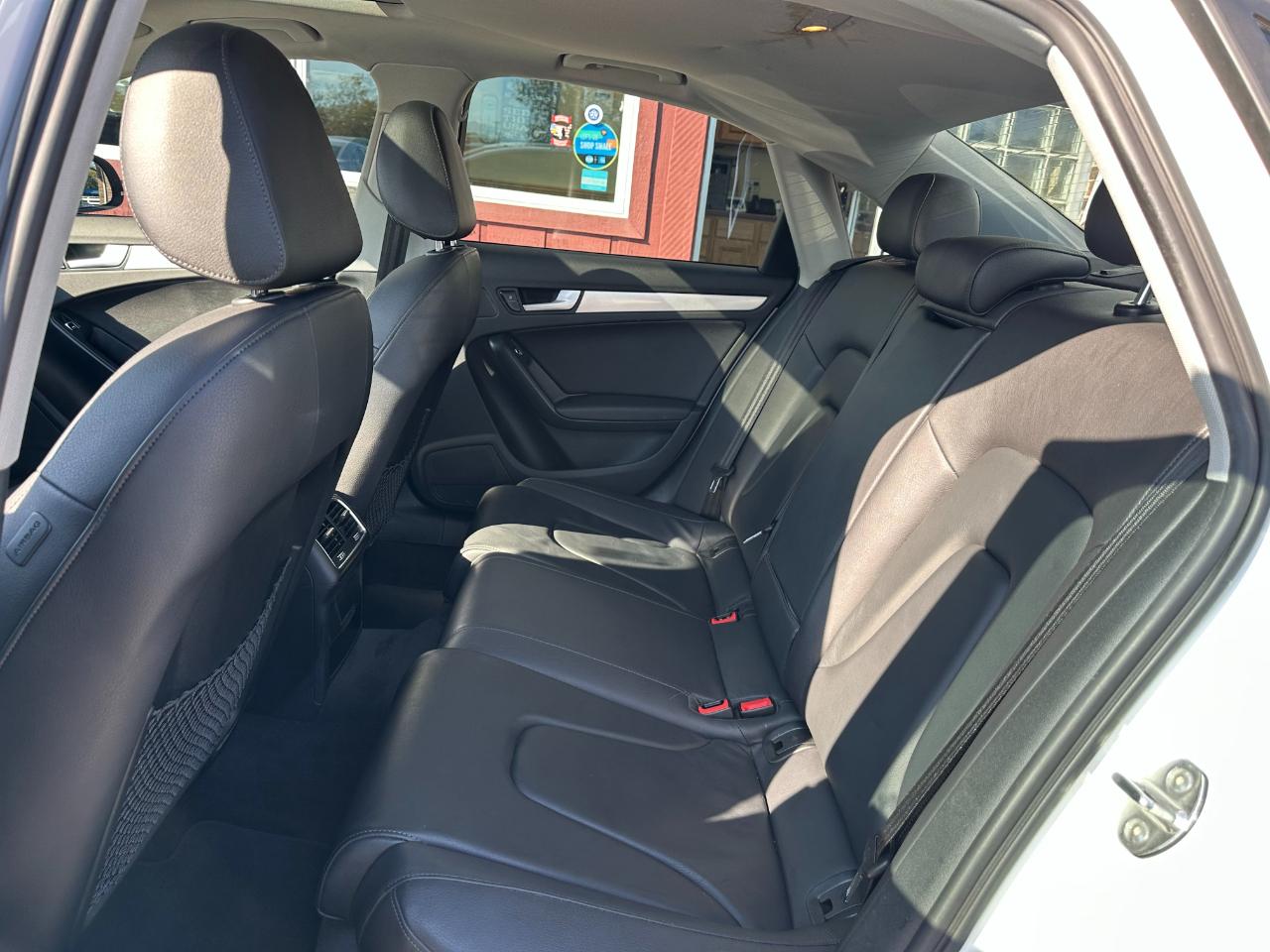 Audi A4 4dr Sdn Auto quattro 2.0T Premium 2015