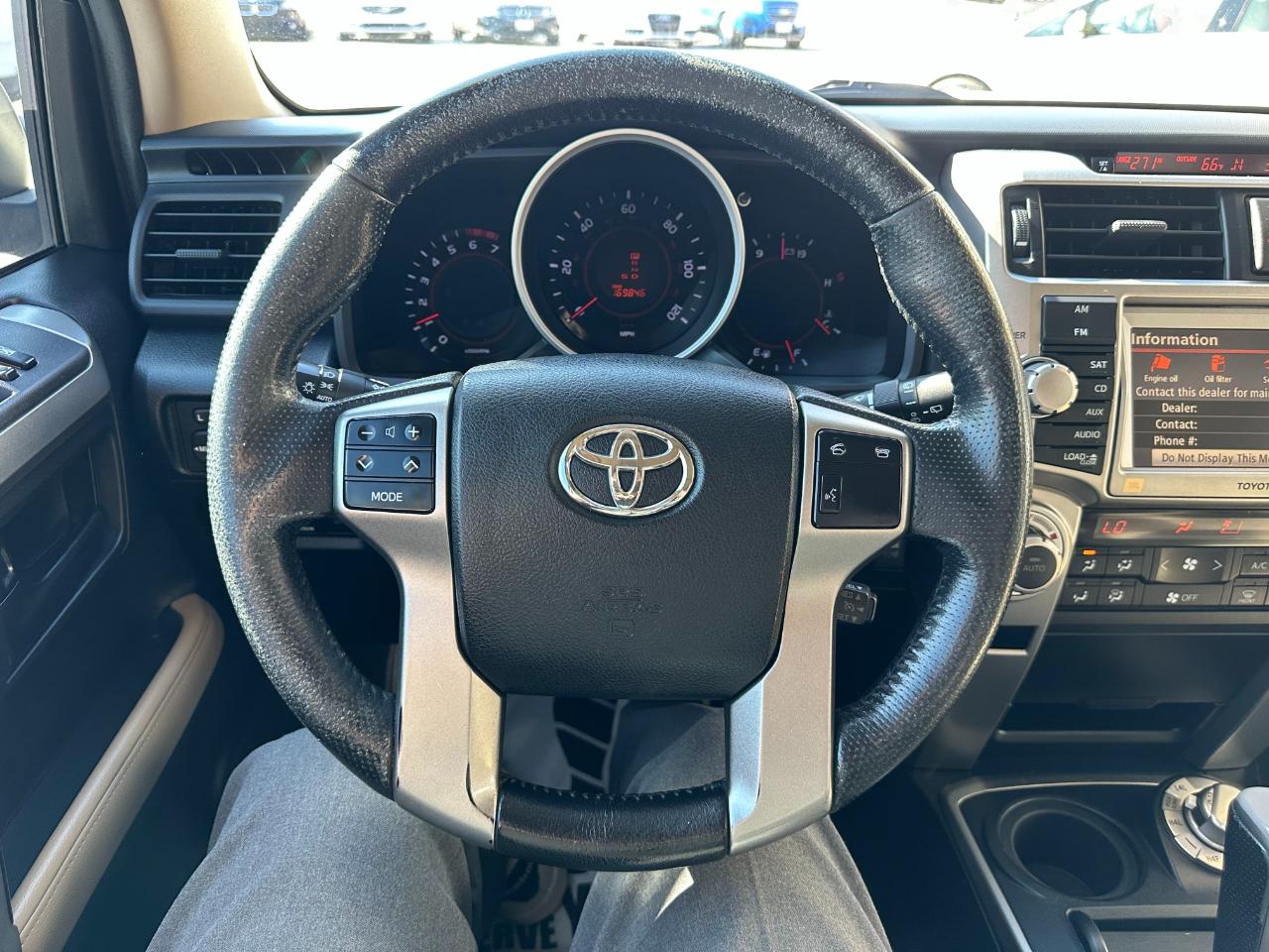 Toyota 4Runner 4WD 4dr V6 Limited (Natl) 2011