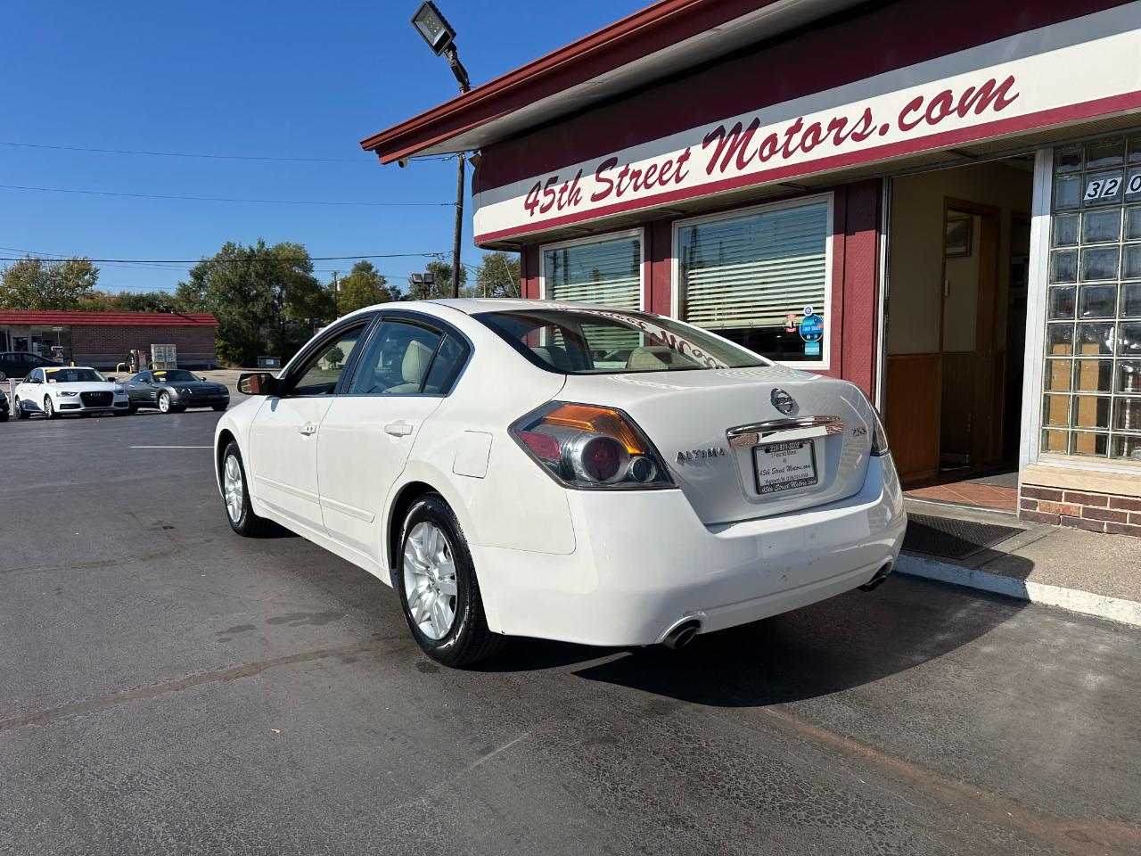 Nissan Altima 4dr Sdn I4 CVT 2.5 S 2012