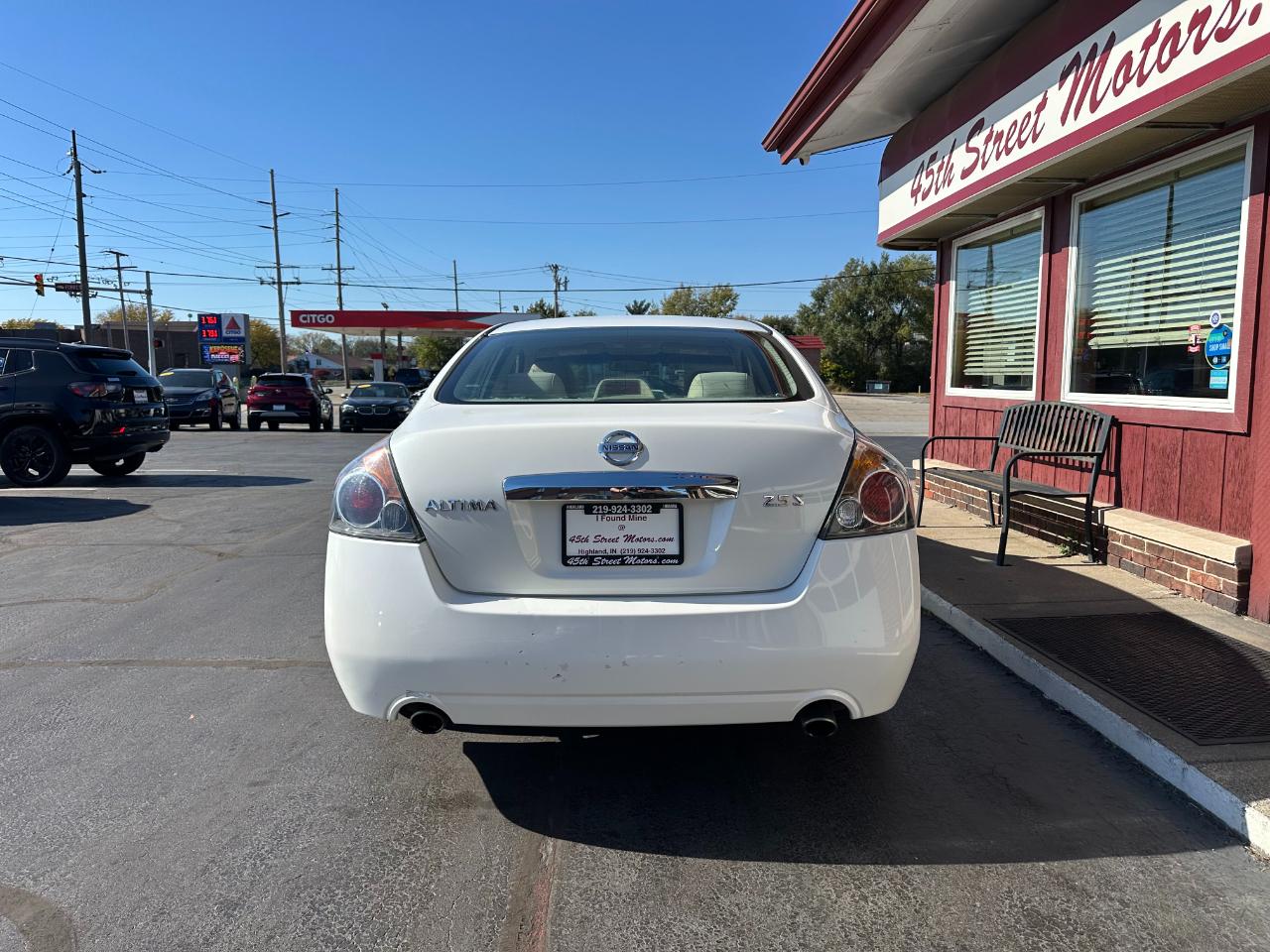 Nissan Altima 4dr Sdn I4 CVT 2.5 S 2012