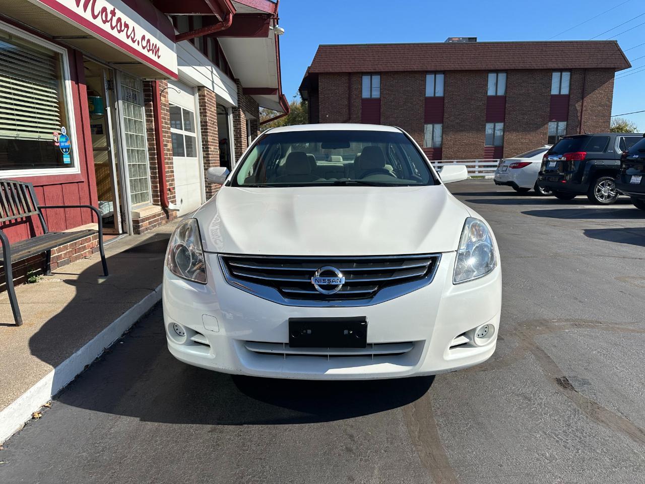 Nissan Altima 4dr Sdn I4 CVT 2.5 S 2012