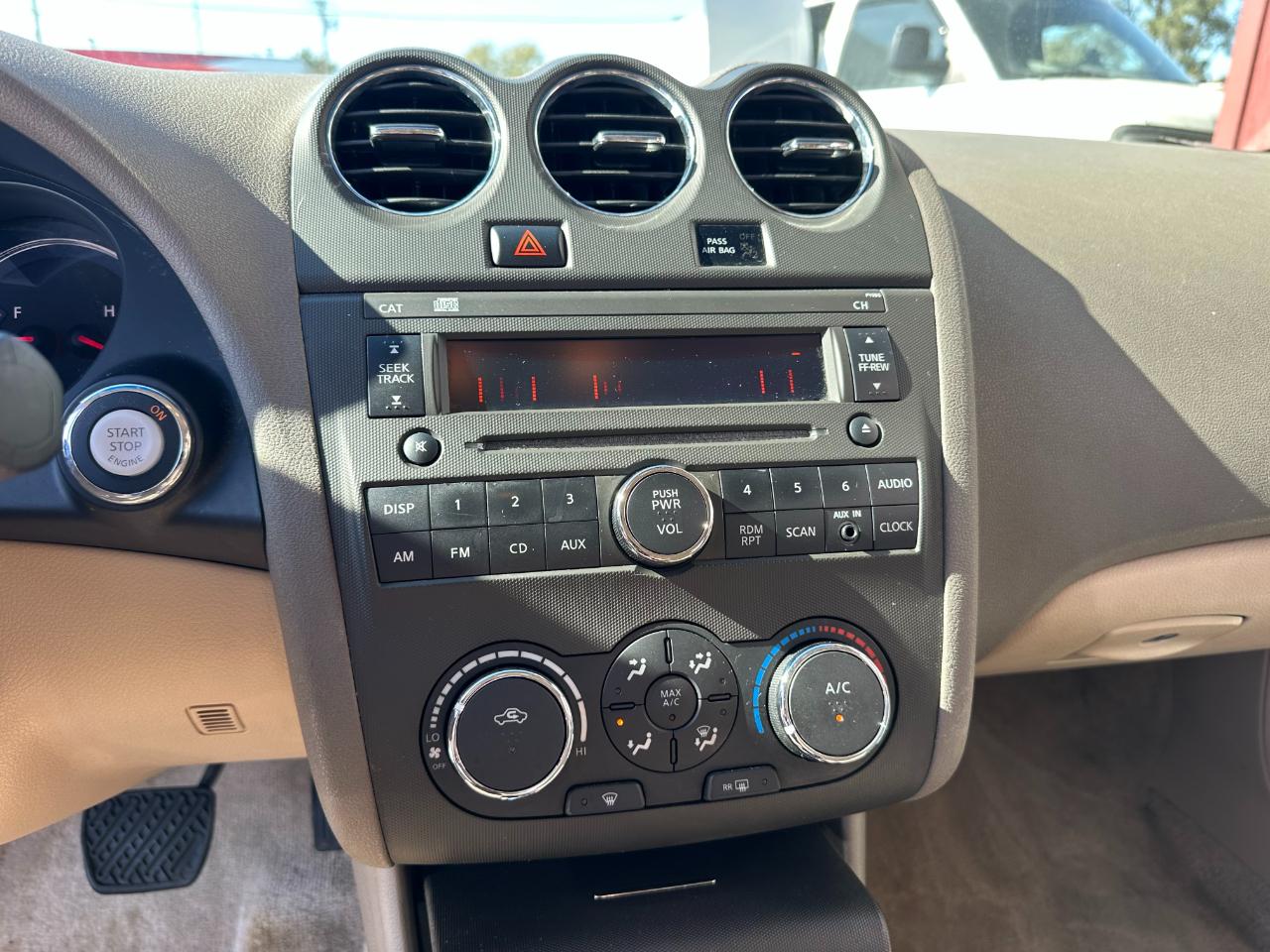 Nissan Altima 4dr Sdn I4 CVT 2.5 S 2012