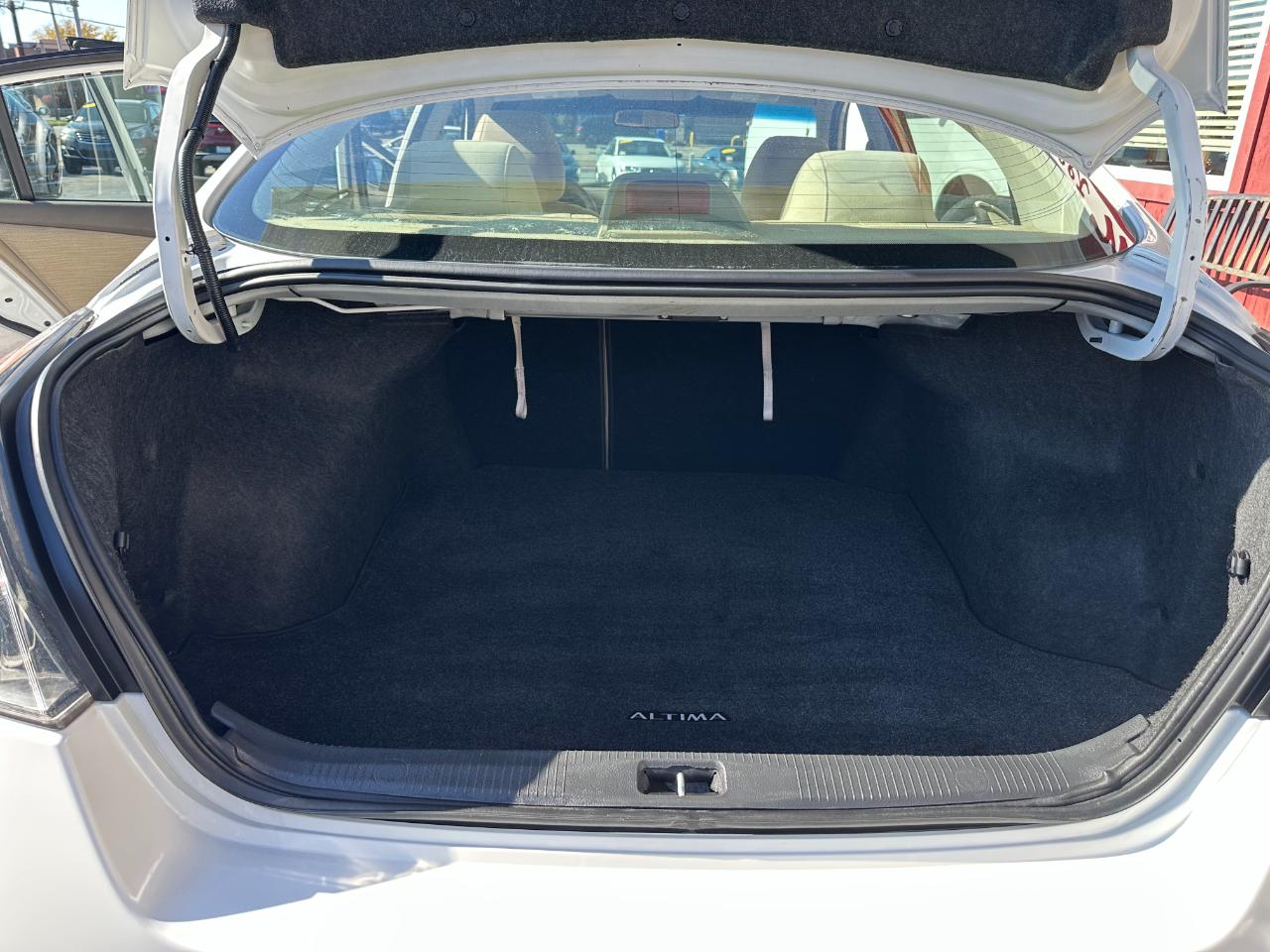 Nissan Altima 4dr Sdn I4 CVT 2.5 S 2012