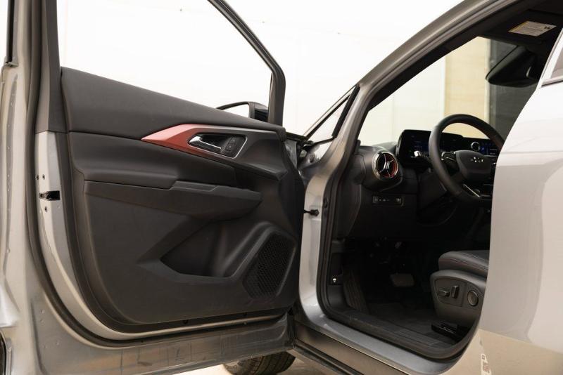 Chevrolet Equinox EV 4dr RS 2025 Chevrolet Equinox EV 4dr RS 2025