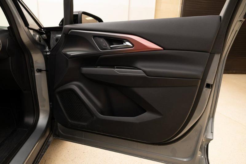 Chevrolet Equinox EV 4dr RS 2025 Chevrolet Equinox EV 4dr RS 2025