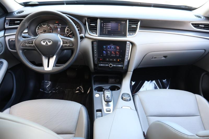 Infiniti QX50 LUXE FWD 2023 Infiniti QX50 LUXE FWD 2023