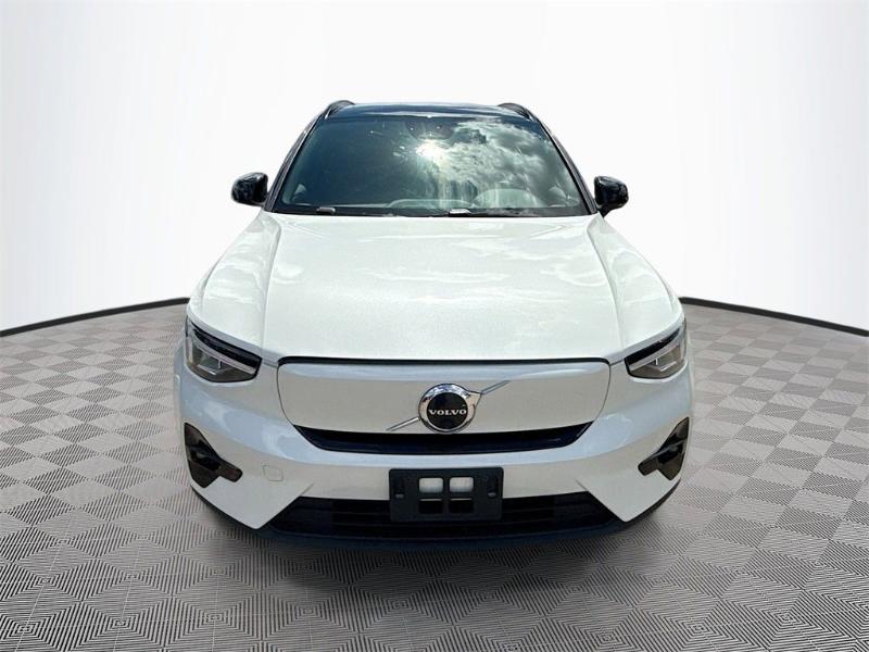Volvo XC40 Recharge Pure Electric Twin eAWD Plus 2023 Volvo XC40 Recharge Pure Electric Twin eAWD Plus 2023