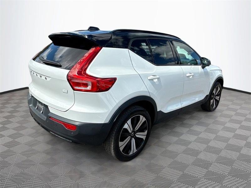 Volvo XC40 Recharge Pure Electric Twin eAWD Plus 2023 Volvo XC40 Recharge Pure Electric Twin eAWD Plus 2023