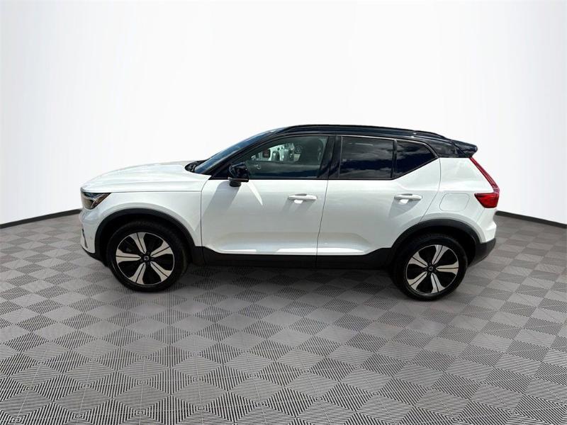 Volvo XC40 Recharge Pure Electric Twin eAWD Plus 2023 Volvo XC40 Recharge Pure Electric Twin eAWD Plus 2023