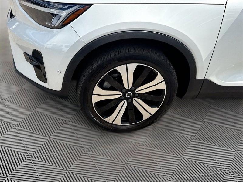 Volvo XC40 Recharge Pure Electric Twin eAWD Plus 2023 Volvo XC40 Recharge Pure Electric Twin eAWD Plus 2023
