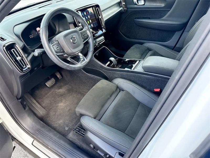 Volvo XC40 Recharge Pure Electric Twin eAWD Plus 2023 Volvo XC40 Recharge Pure Electric Twin eAWD Plus 2023