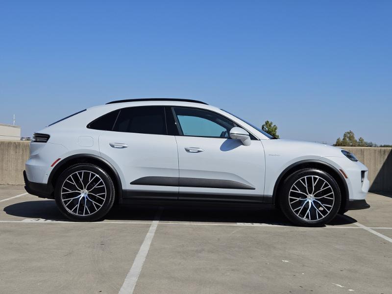 Porsche Macan Electric 4 AWD 2024 Porsche Macan Electric 4 AWD 2024