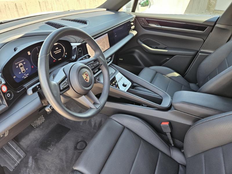 Porsche Macan Electric 4 AWD 2024 Porsche Macan Electric 4 AWD 2024