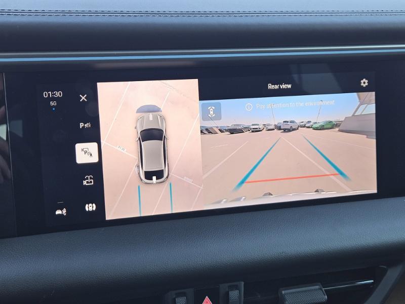 Porsche Macan Electric 4 AWD 2024 Porsche Macan Electric 4 AWD 2024