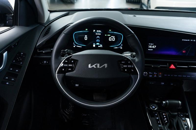 Kia Niro SX FWD 2023 Kia Niro SX FWD 2023