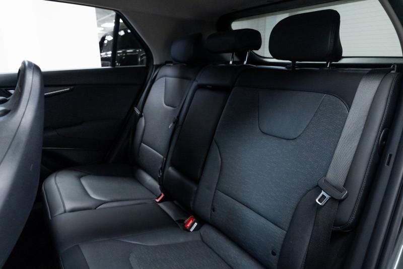 Kia Niro SX FWD 2023 Kia Niro SX FWD 2023