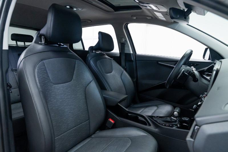 Kia Niro SX FWD 2023 Kia Niro SX FWD 2023