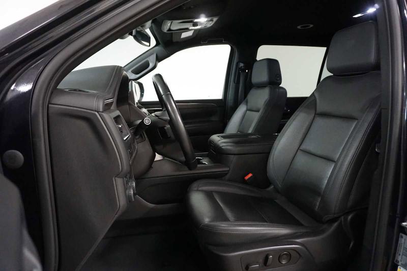 Chevrolet Suburban 4WD 4dr LT 2023 Chevrolet Suburban 4WD 4dr LT 2023