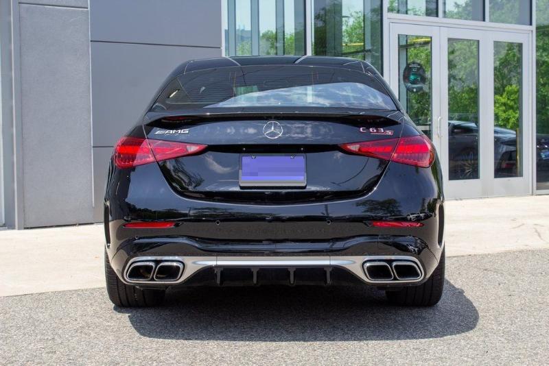 Mercedes-Benz C-Class AMG C 63 S E Performance Sedan 2024 Mercedes-Benz C-Class AMG C 63 S E Performance Sedan 2024