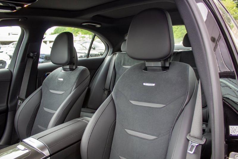 Mercedes-Benz C-Class AMG C 63 S E Performance Sedan 2024 Mercedes-Benz C-Class AMG C 63 S E Performance Sedan 2024