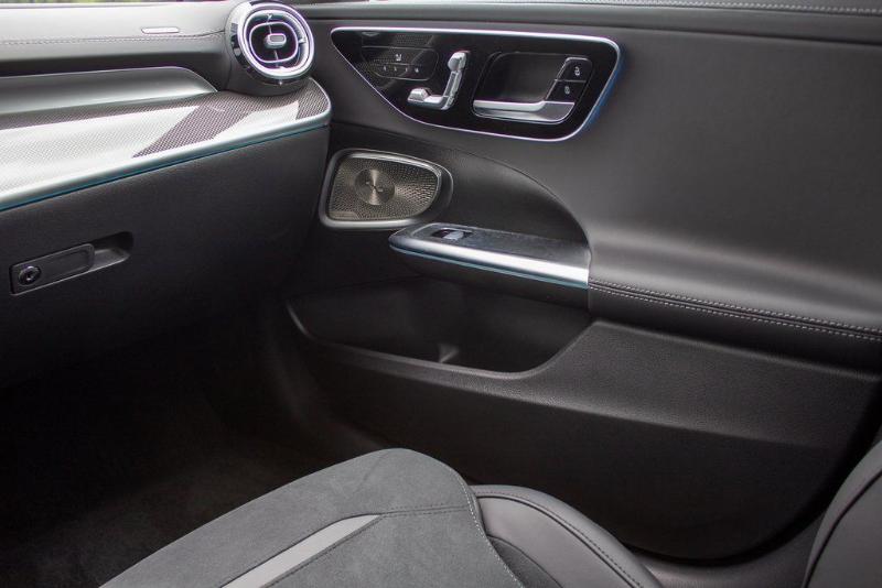 Mercedes-Benz C-Class AMG C 63 S E Performance Sedan 2024 Mercedes-Benz C-Class AMG C 63 S E Performance Sedan 2024