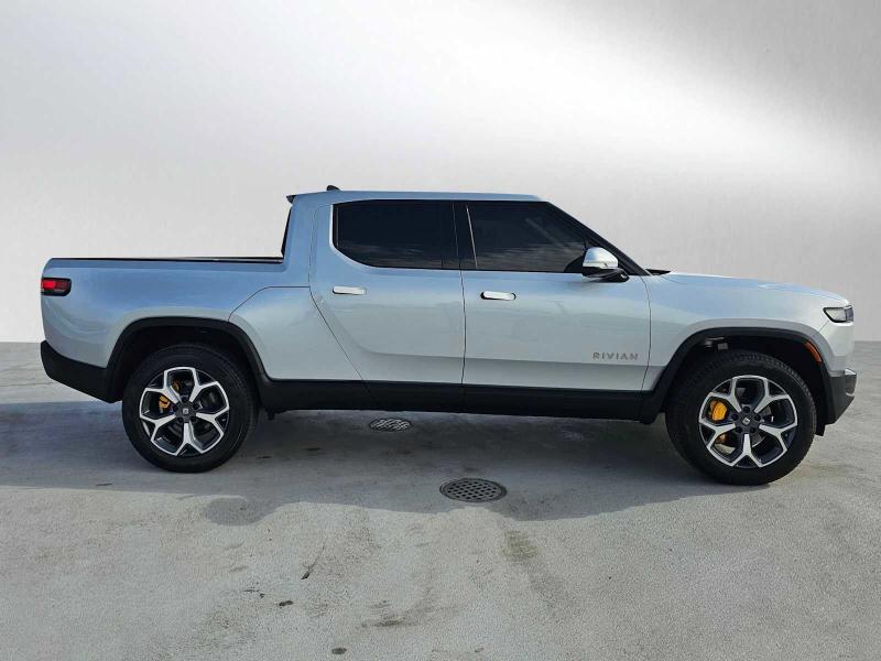 Rivian R1T Adventure Package AWD 2022 Rivian R1T Adventure Package AWD 2022