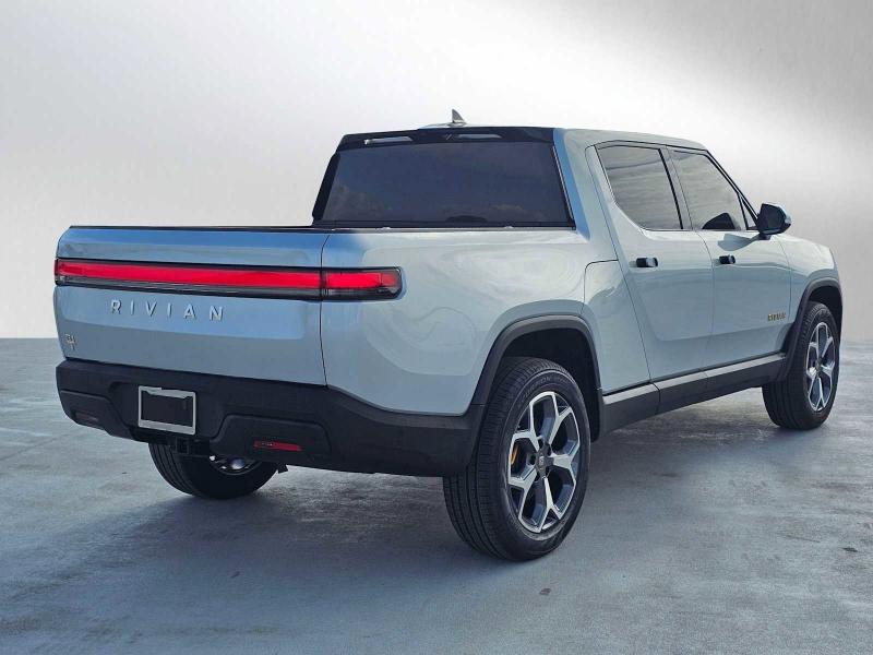 Rivian R1T Adventure Package AWD 2022 Rivian R1T Adventure Package AWD 2022