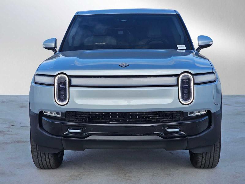 Rivian R1T Adventure Package AWD 2022 Rivian R1T Adventure Package AWD 2022