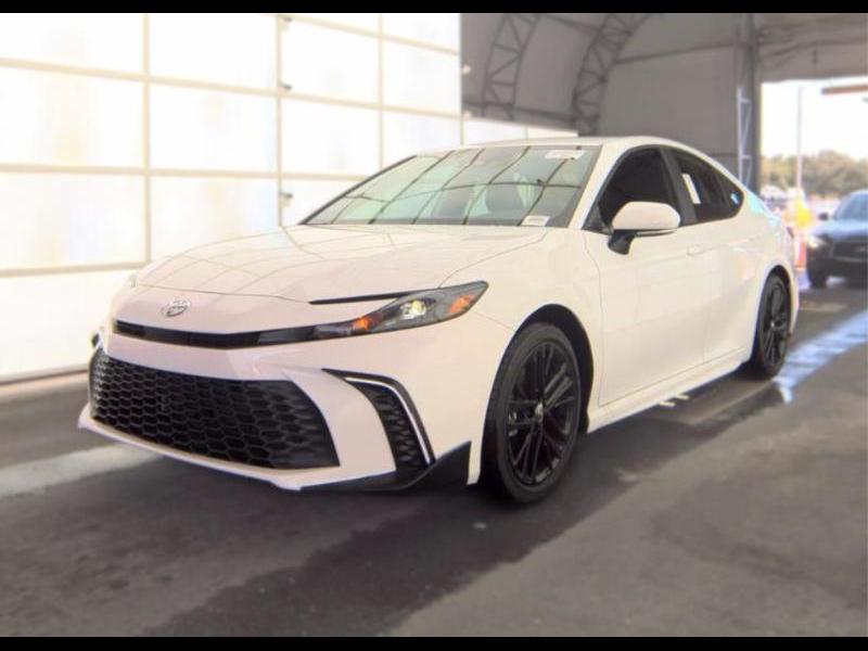 Toyota Camry Nightshade (Natl) 2026