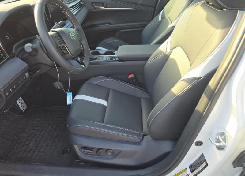 Toyota Camry Nightshade (Natl) 2026