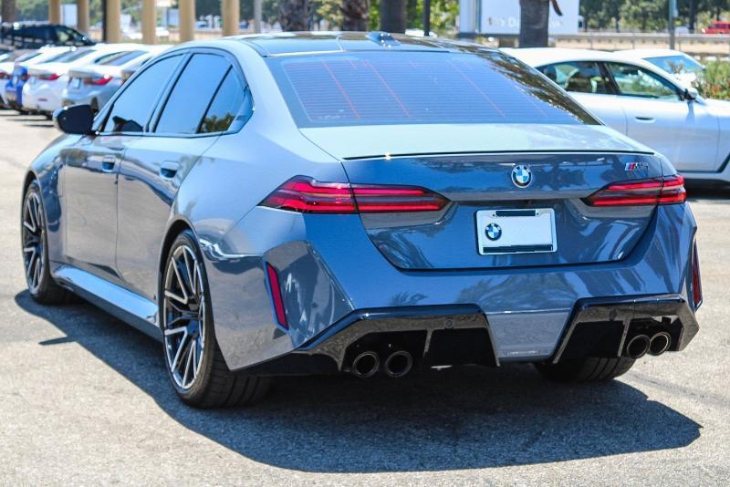 BMW M5 Sedan 2026