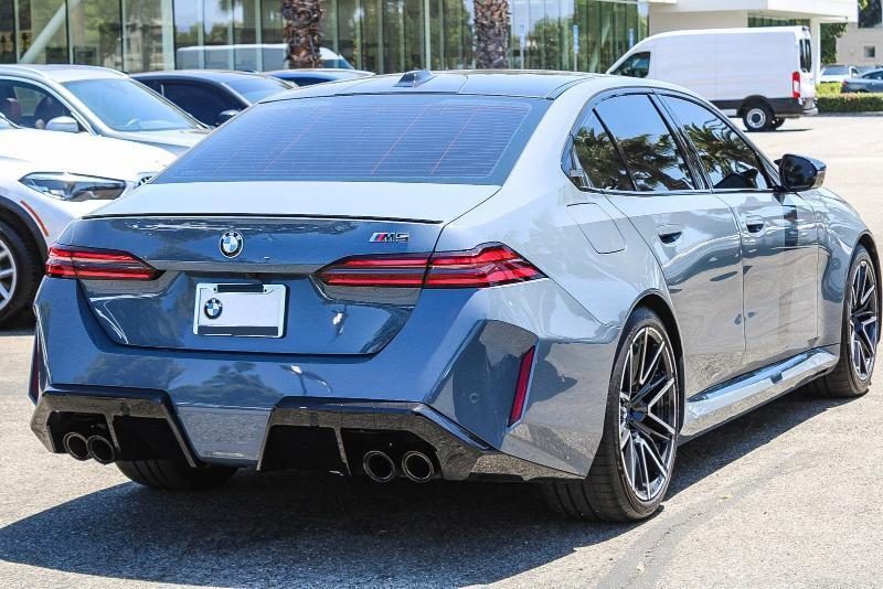 BMW M5 Sedan 2026