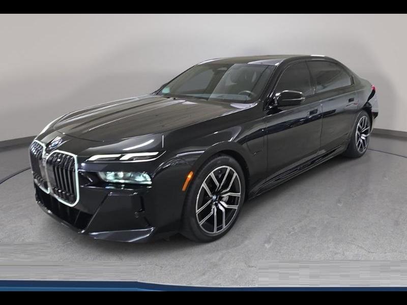 2024 BMW 7 Series 750e xDrive Plug-In Hybrid