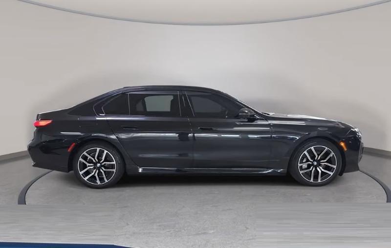 BMW 7 Series 750e xDrive Plug-In Hybrid 2024