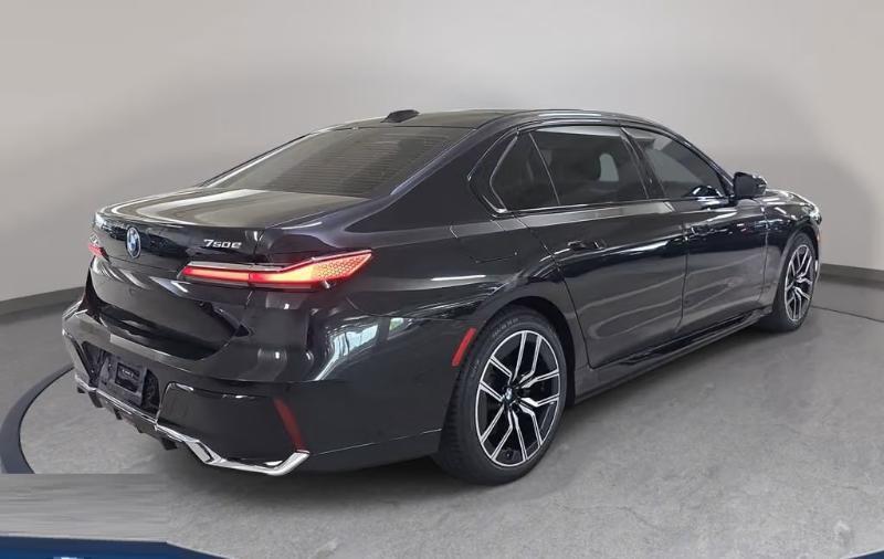 BMW 7 Series 750e xDrive Plug-In Hybrid 2024