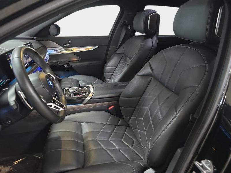 BMW 7 Series 750e xDrive Plug-In Hybrid 2024