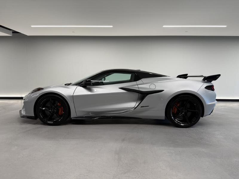 Chevrolet Corvette 2dr E-Ray Conv w/3LZ 2026