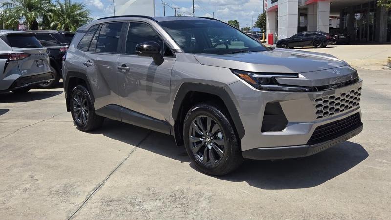 Toyota RAV4 XLE Premium FWD (Natl) 2026