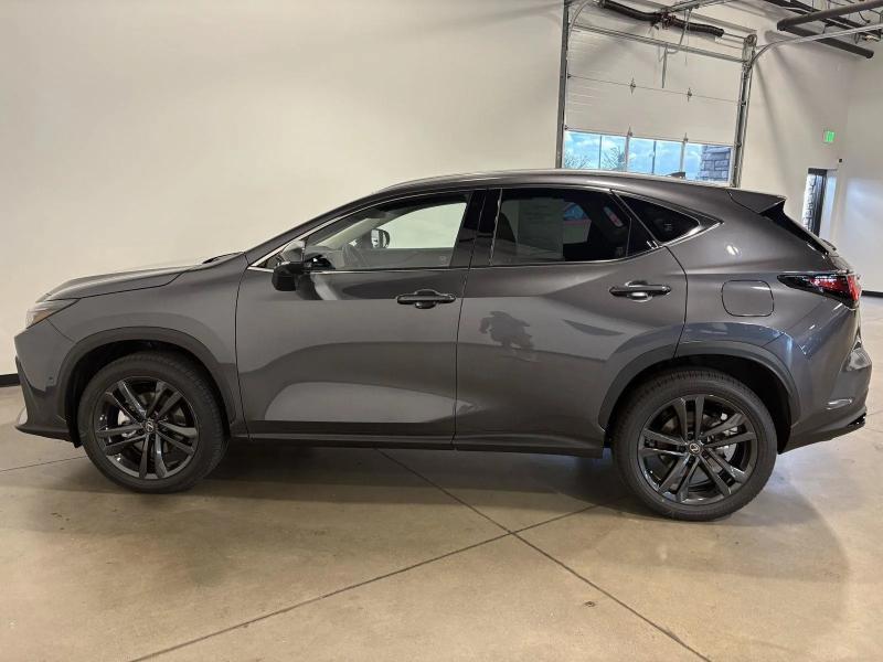 Lexus NX NX 450h+ Luxury AWD 2026