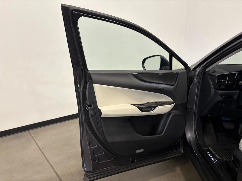 Lexus NX NX 450h+ Luxury AWD 2026