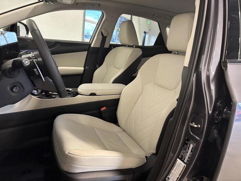 Lexus NX NX 450h+ Luxury AWD 2026